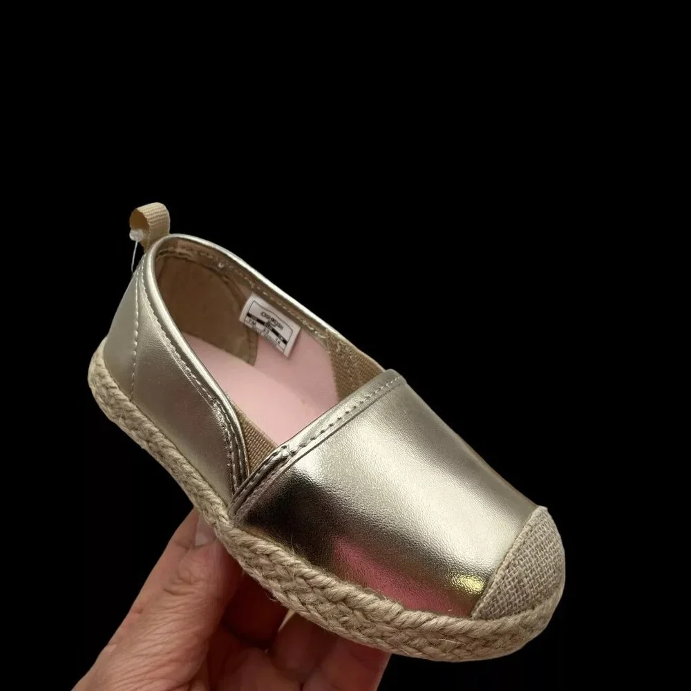 Oshkosh Toddler Girls Slip-on‎ Casual Shoes Size 7 Gold Metallic Finish